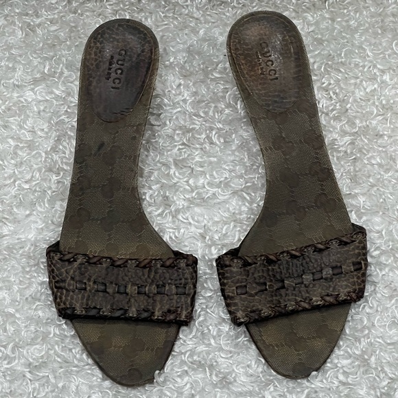 Gucci Leather and GG Canvas Slide Sandals Heels - Picture 1 of 10